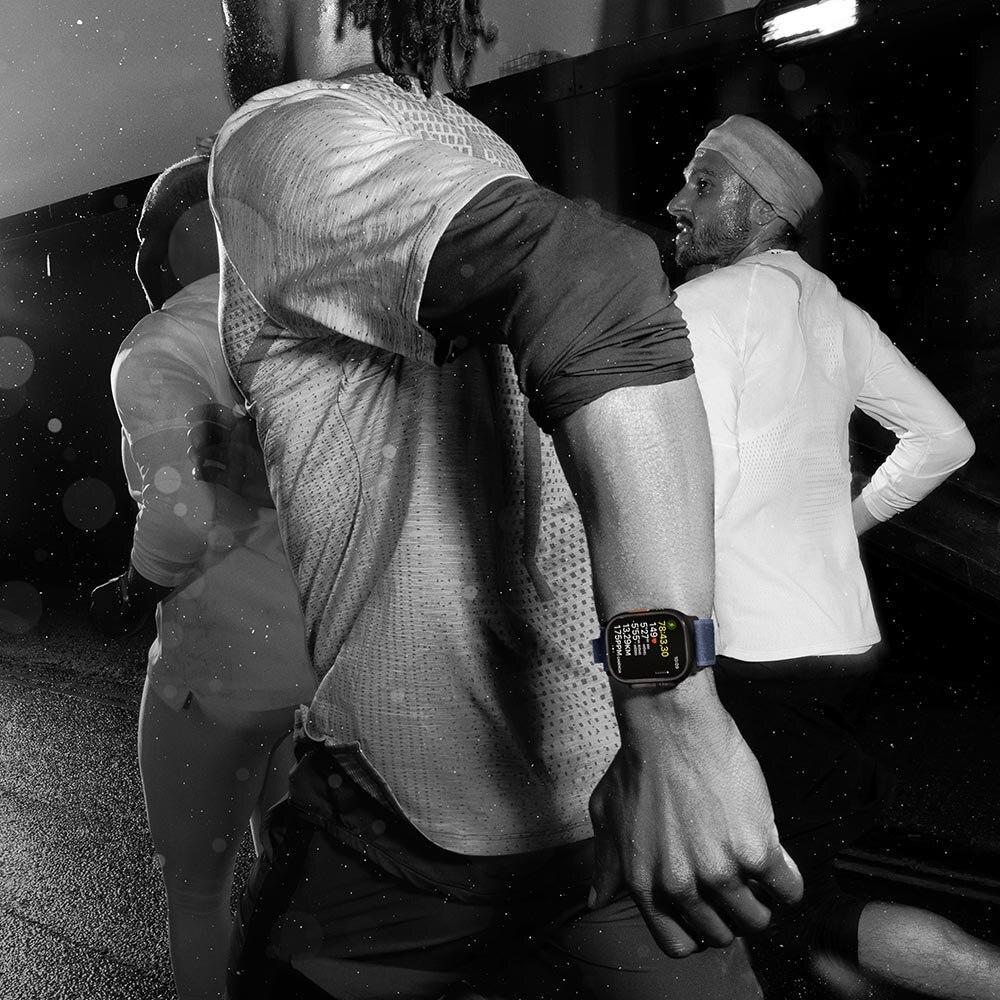 Apple Watch Ultra 2 GPS + Cellular • Caixa preta de titânio de 49 mm • Pulseira loop Alpina verde-escura – G - 7