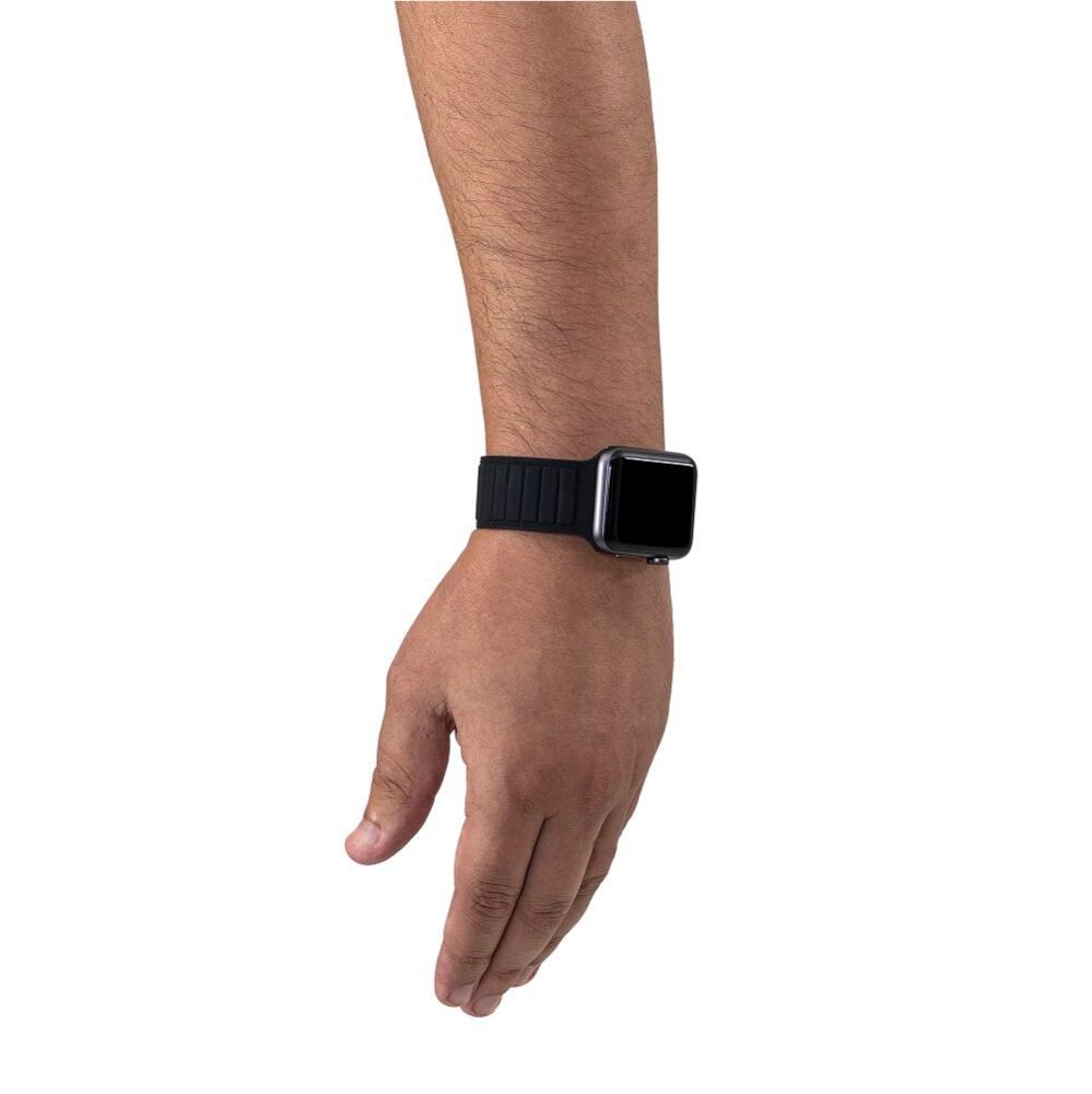 Pulseira de Silicone Magnética para Apple Watch 42-49 MM Preta  - 4