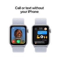 Apple Watch SE GPS + Cellular • Caixa prateada de alumínio – 40 mm • Pulseira loop esportiva nuvem azul