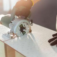 Serra Mármore Britânia 1300W com Base Ajustável 220V BSM01 - 5