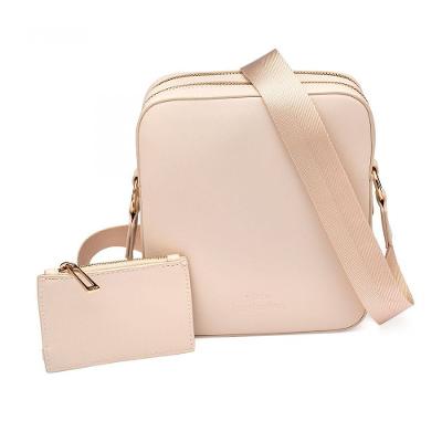 Bolsa Box Creme Detalhes Dourado