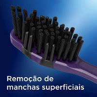 Escova de Dente Oral-B 5 Ações Com Carvão Advanced Macia 4 Unidades