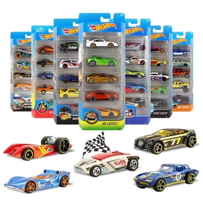 Carrinhos Hot Wheels Pacote C/ 5 Modelos Sortidos 1806 - 1