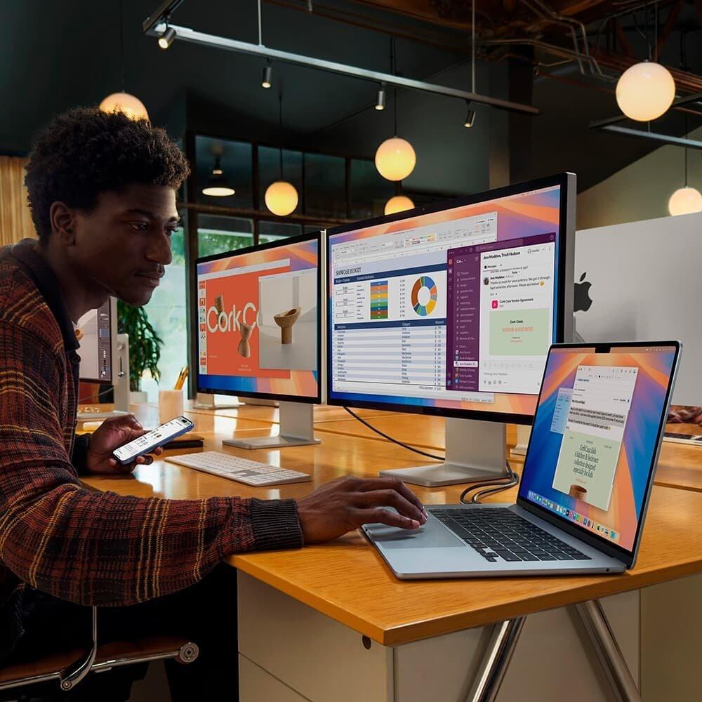 MacBook Air Apple 15" Chip M4, CPU 10 Núcleos, GPU 10 Núcleos, Neural Engine 16 Núcleos, 16GB RAM, SSD 256GB, Meia-noite - MW1L3BZ/A - 5