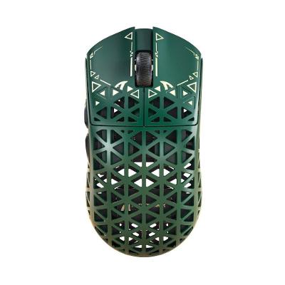 Mouse Gamer Sem Fio Attack Shark R5 Ultra, 42000 DPI, Fibra de Carbono, Switch Óptico, Tri-Mode Wireless Bluetooth USB-C, Verde - R5 ULTRA