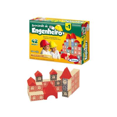 Brincando de Engenheiro Xalingo com 42 Peças