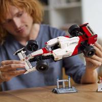 LEGO® Icons - McLaren MP4/4 e Ayrton Senna - 7