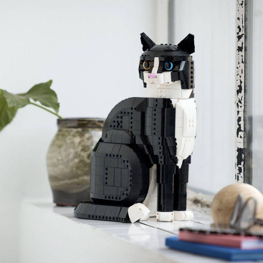 LEGO® Ideas - Gato de Smoking - 4