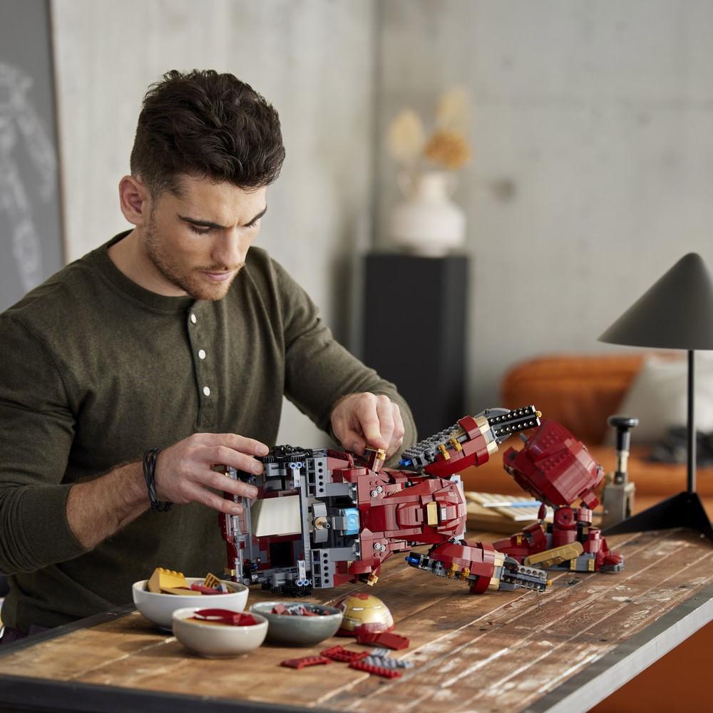 LEGO® Marvel - Hulkbuster - 3