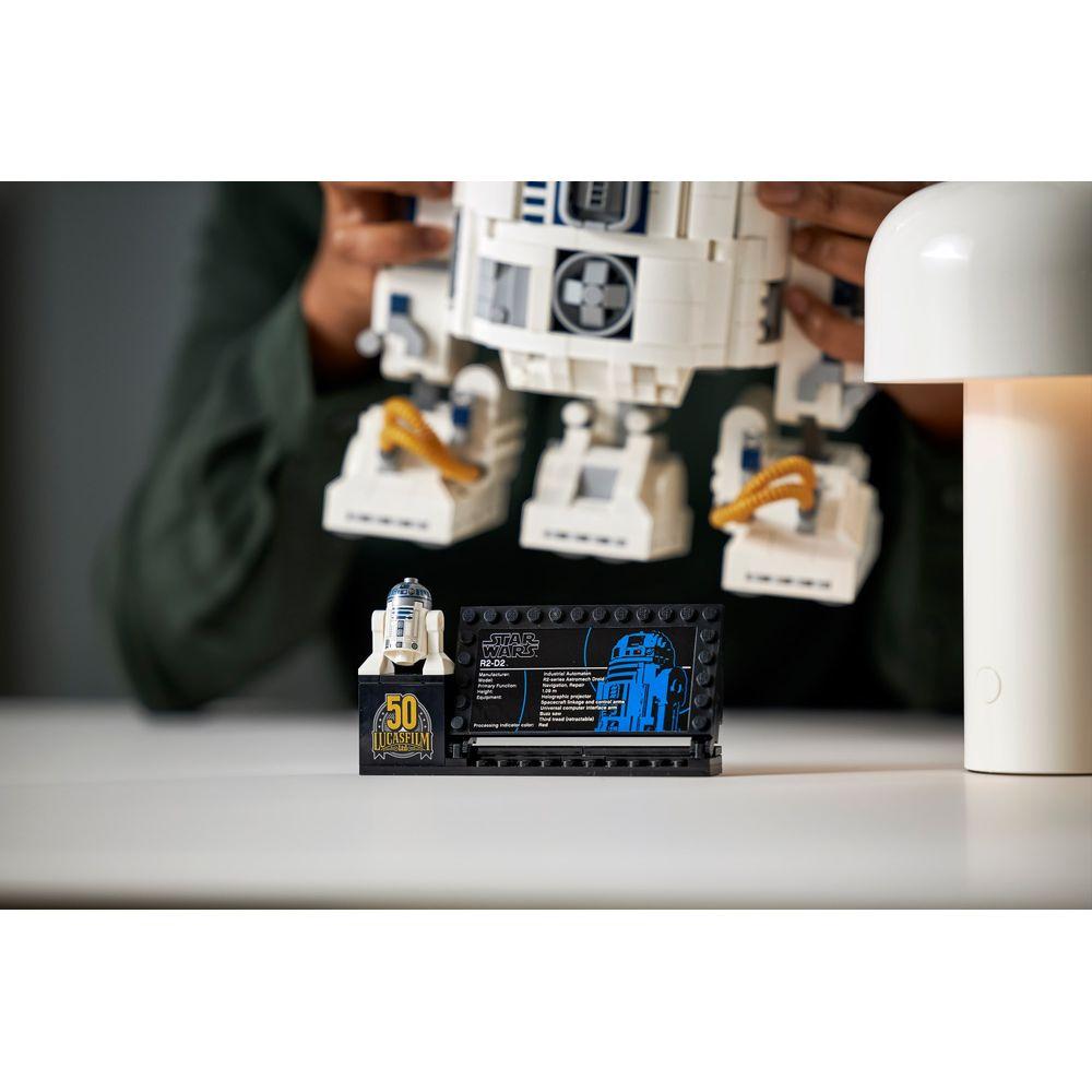 LEGO® Star Wars™ - R2-D2™ - 5