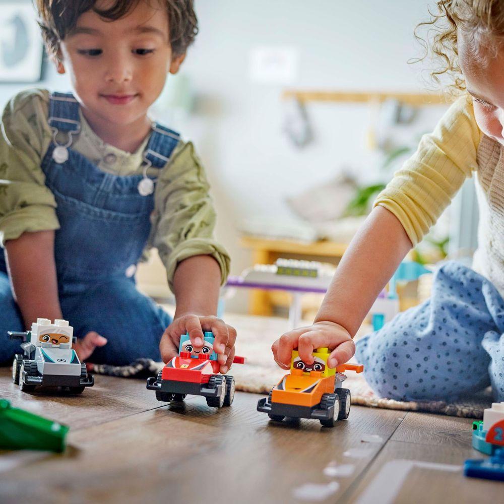 LEGO® DUPLO® - Carros e pilotos da F1® - 4