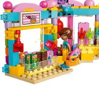 LEGO® Friends - Loja de doces Heartlake City