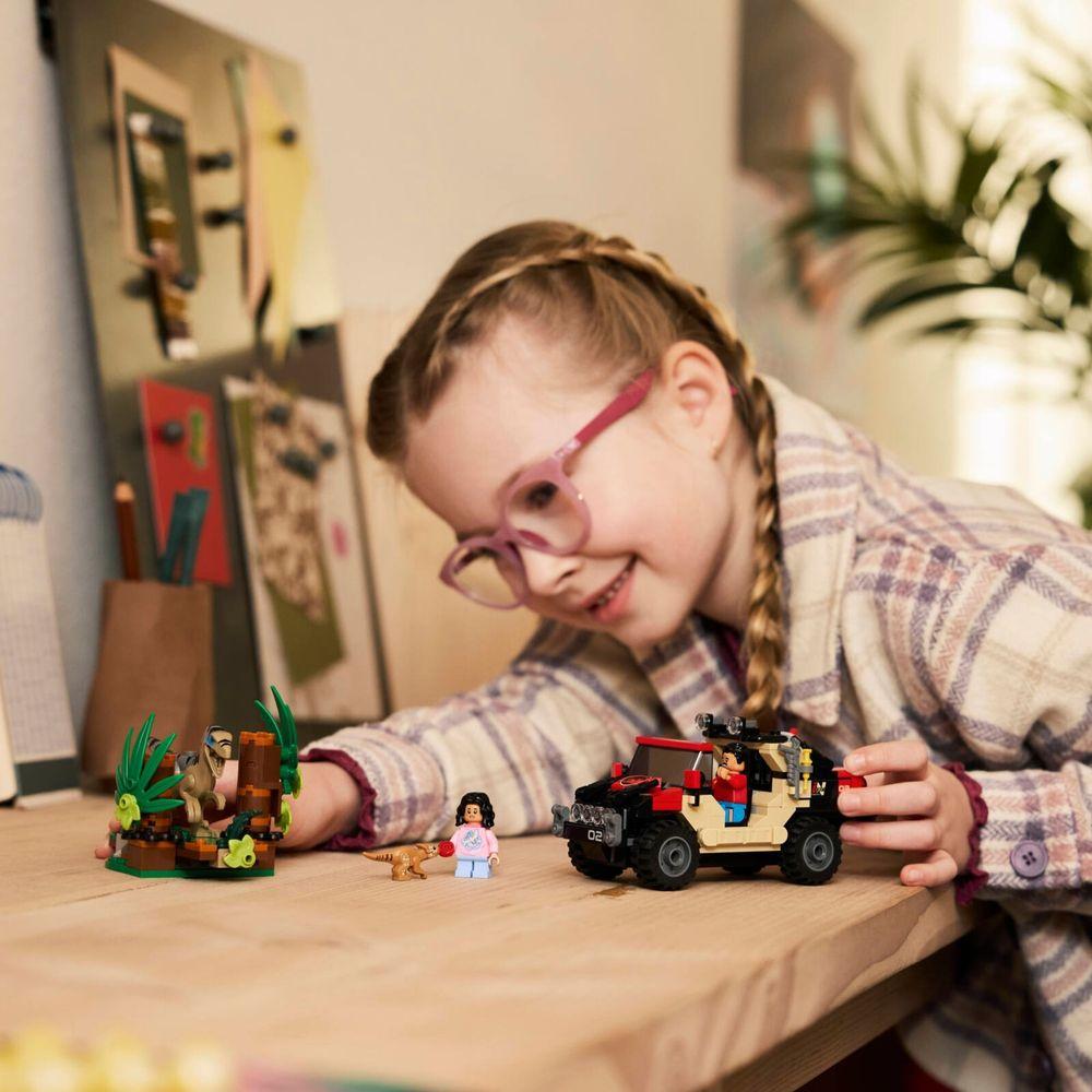 LEGO® Jurassic World - Raptor Off-Road Escape - 2