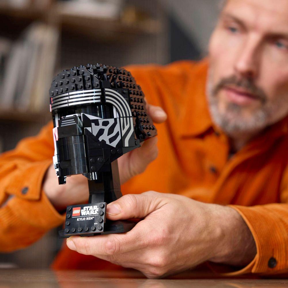 LEGO® Star Wars™ - Capacete Kylo Ren™ - 4