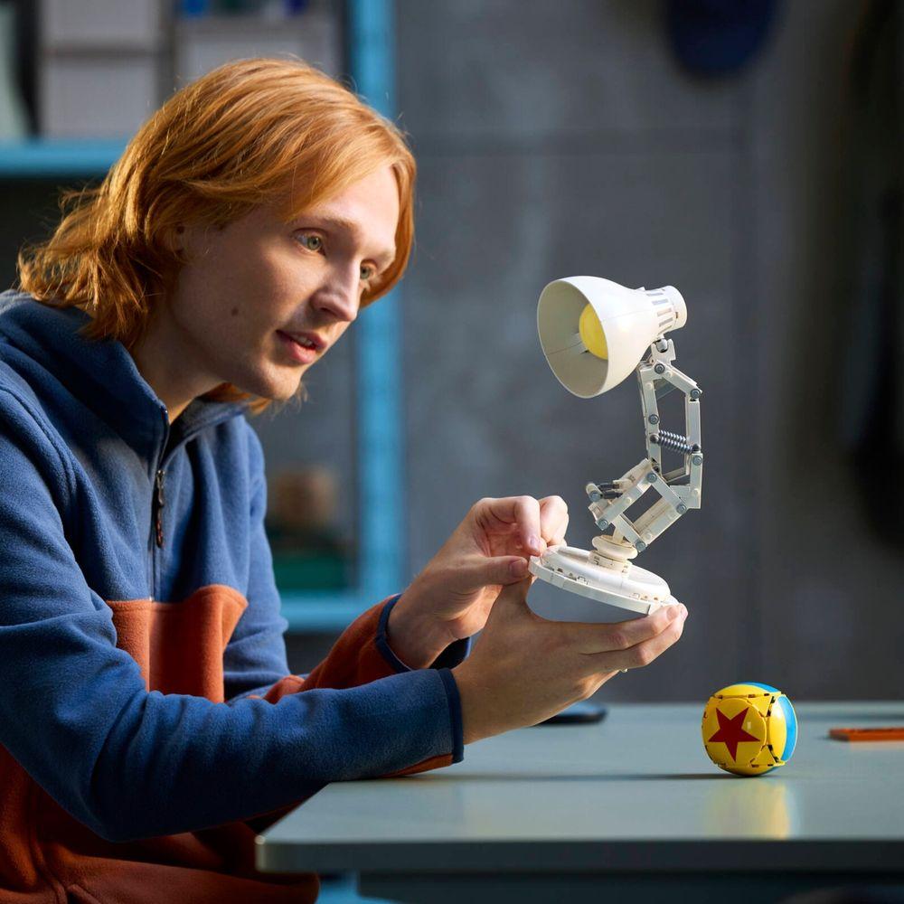 LEGO® Ideas - Disney Pixar Luxo Jr - 6