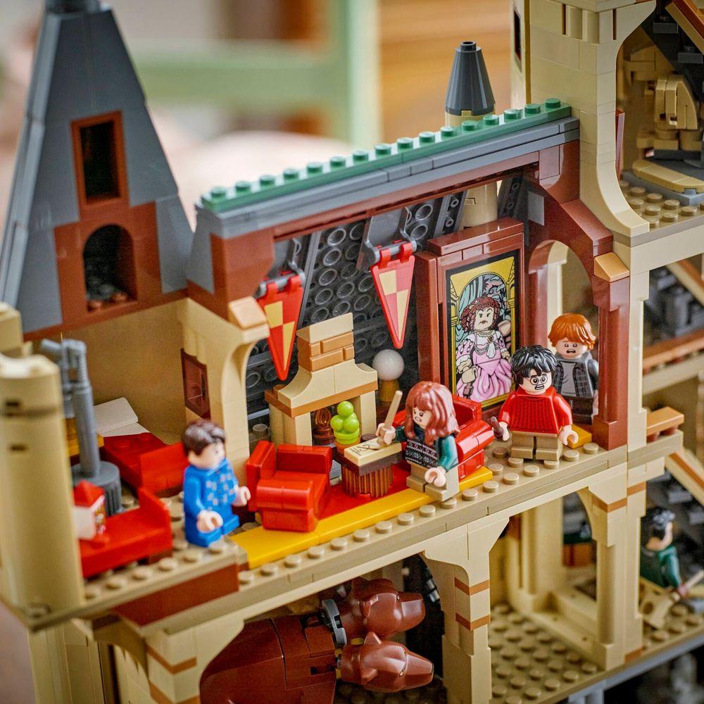 LEGO® Harry Potter™ - O Castelo de Hogwarts™: A Torre Central - 8