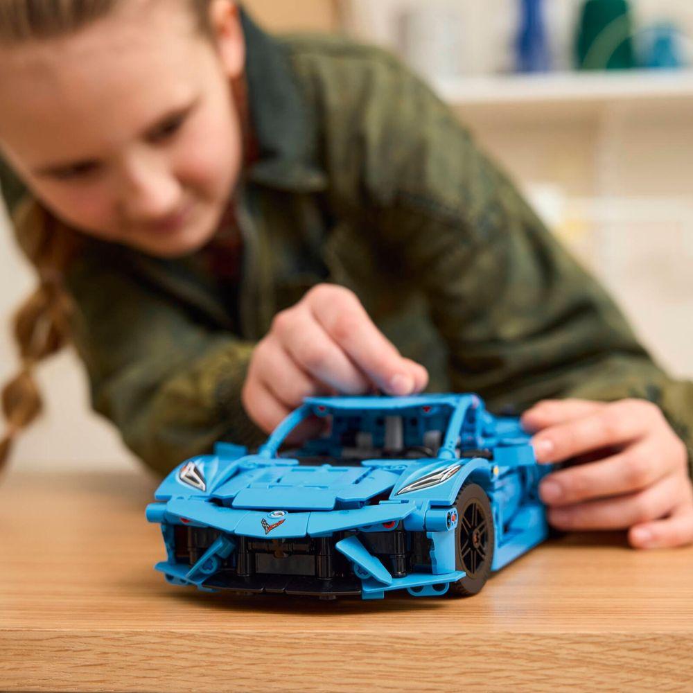 LEGO® Technic™ - Chevrolet Corvette Stingray Azul - 3