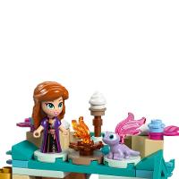 LEGO® Disney - Mini Castelo de Arendelle e Palácio de Gelo de Elsa