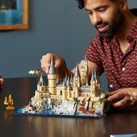 LEGO® Harry Potter™ - Castelo e Terrenos de Hogwarts
