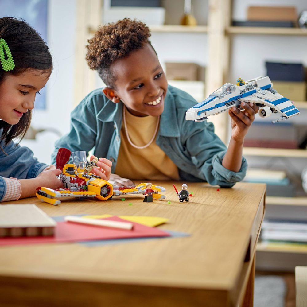 LEGO® Star Wars™ - E-Wing da Nova República™ vs. Caça Estelar de Shin Hati™ - 6