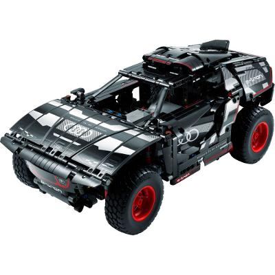 LEGO® Technic™ - Audi RS Q e-tron