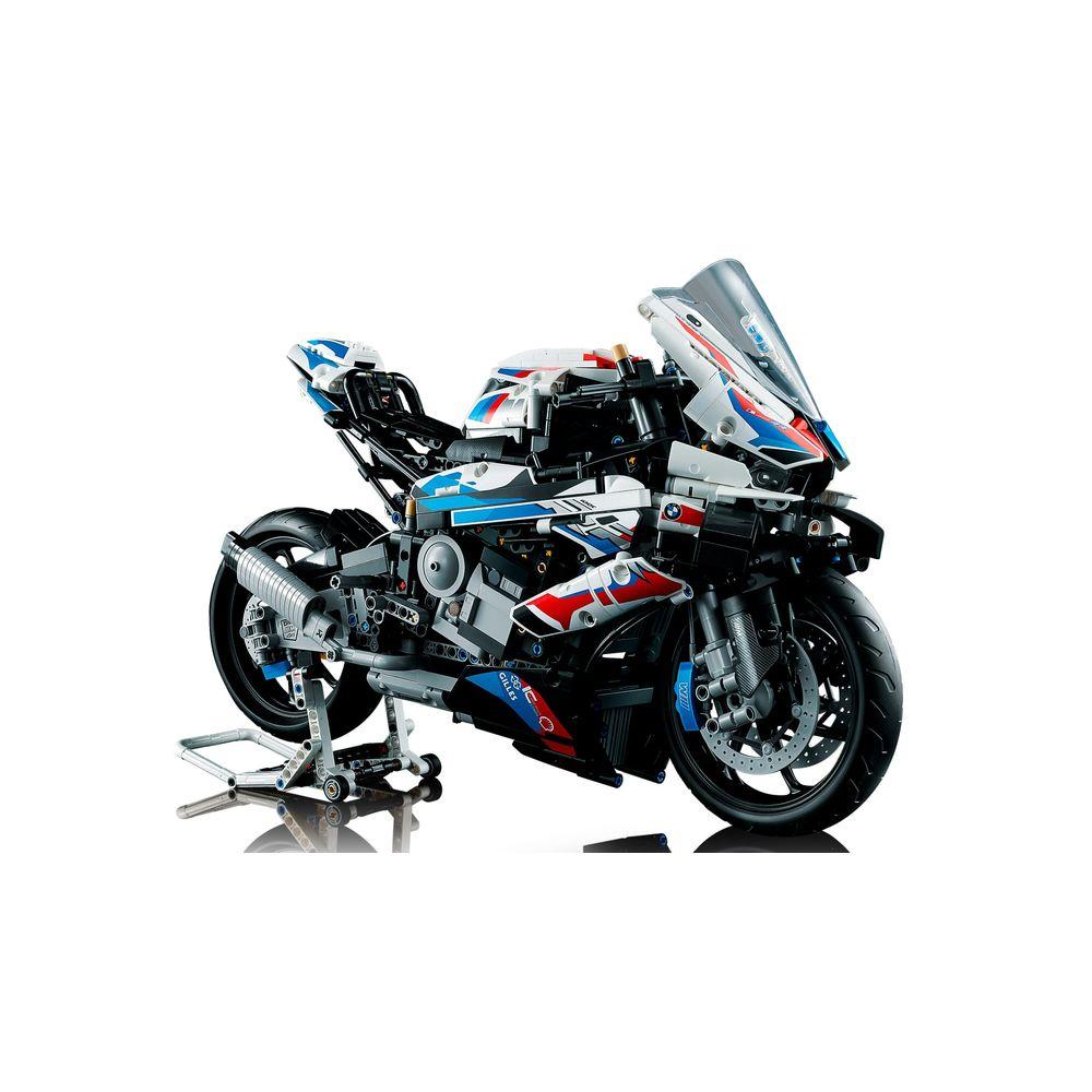 LEGO® Technic™ - BMW M 1000 RR - 2