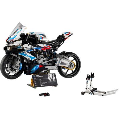 LEGO® Technic™ - BMW M 1000 RR