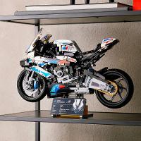 LEGO® Technic™ - BMW M 1000 RR - 6