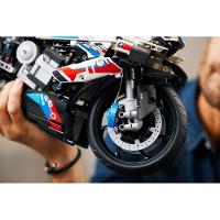 LEGO® Technic™ - BMW M 1000 RR - 8