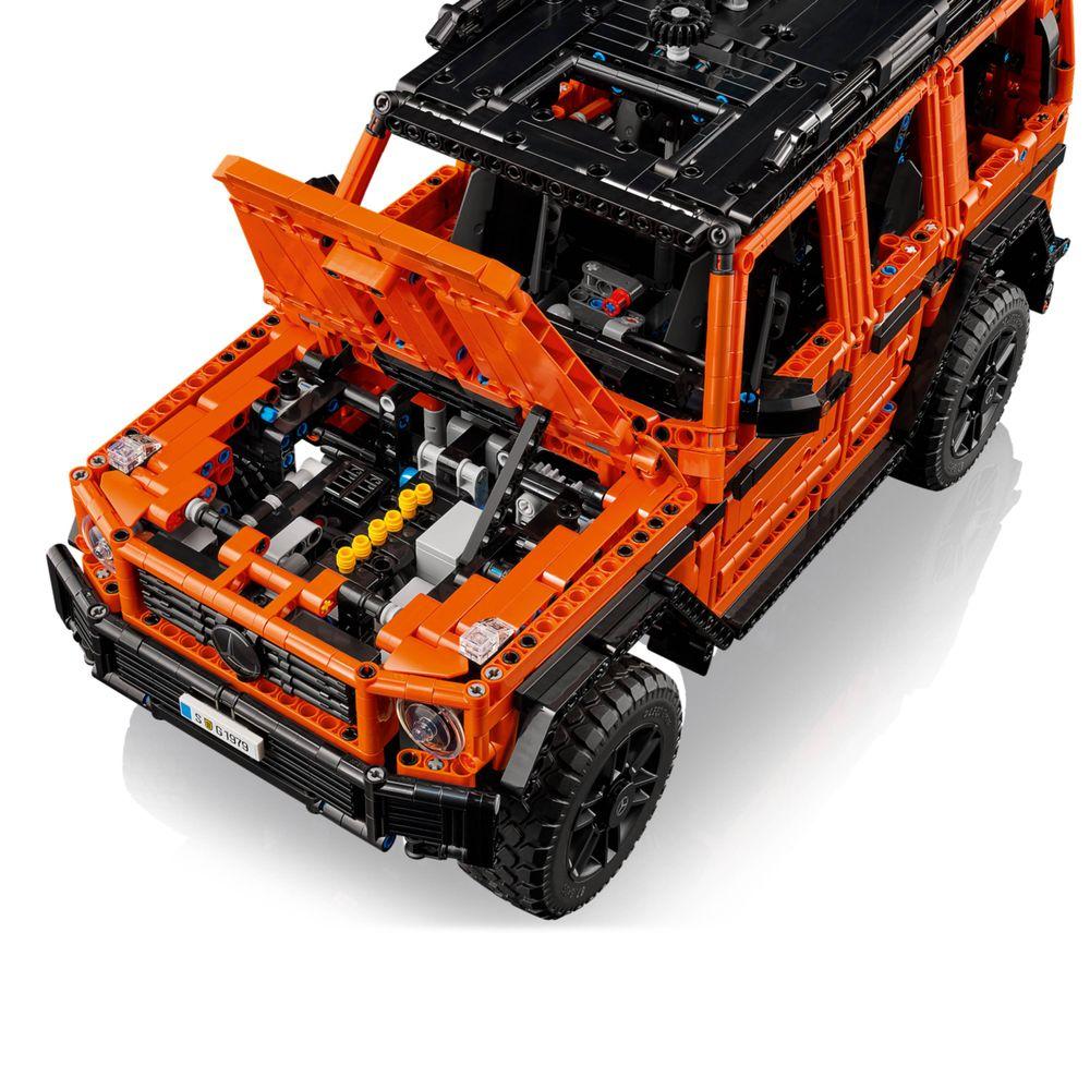 LEGO® Technic™ - Mercedes-Benz G 500 Professional - 4