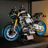 LEGO® Technic™ - Yamaha MT-10 SP - 7