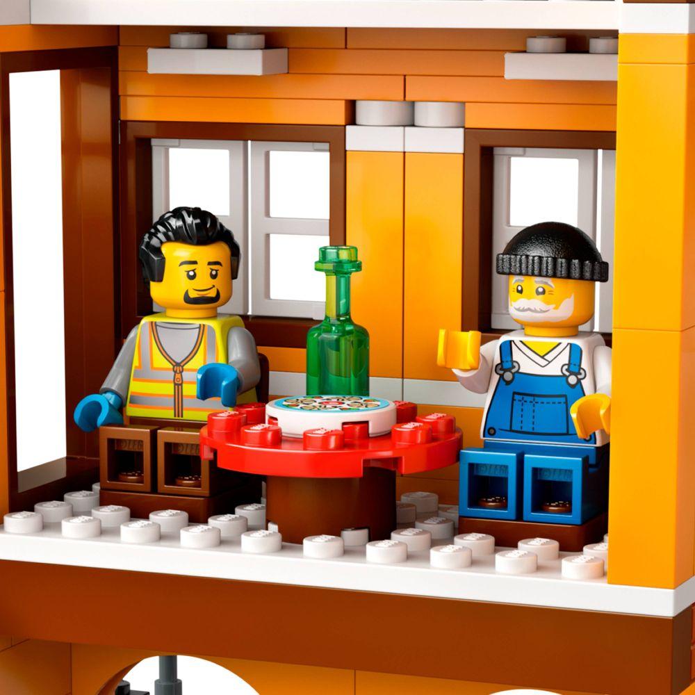 LEGO® City - Porto à beira-mar com navio de carga - 3