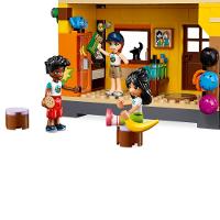 LEGO® Friends - Acampamento de Aventura de Esportes Aquáticos