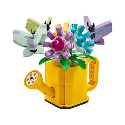 LEGO® Creator 3 em 1 - Regador com Flores