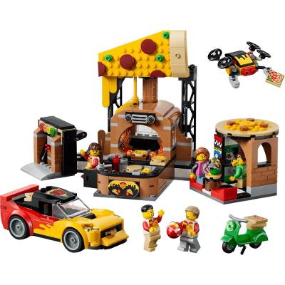 LEGO® City - Experiência de entrega de pizza com veículos