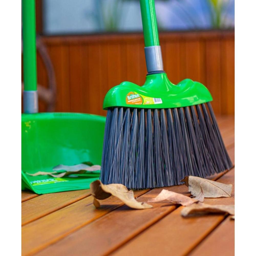 Vassoura para Uso Externo com Cabo Brilhus Bettanin - 2