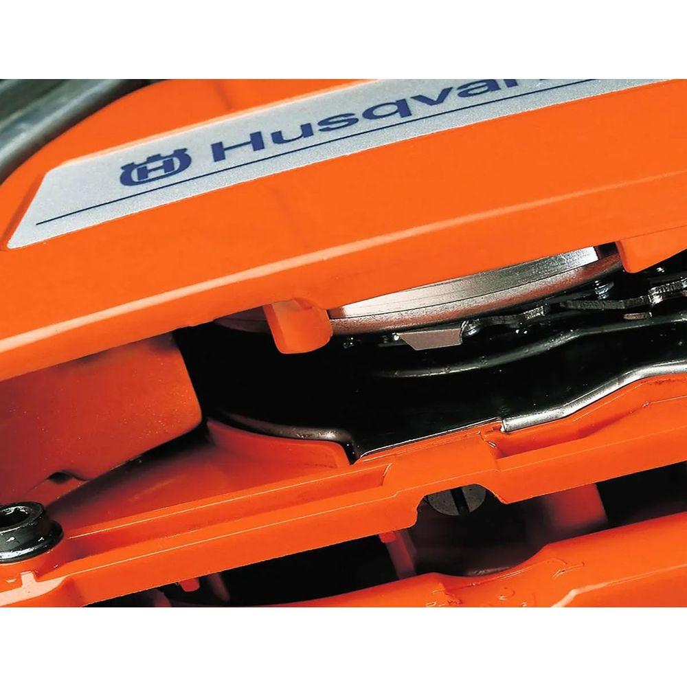 Motosserra à Gasolina 61,5cc com Sabre 18pol - Husqvarna - 3