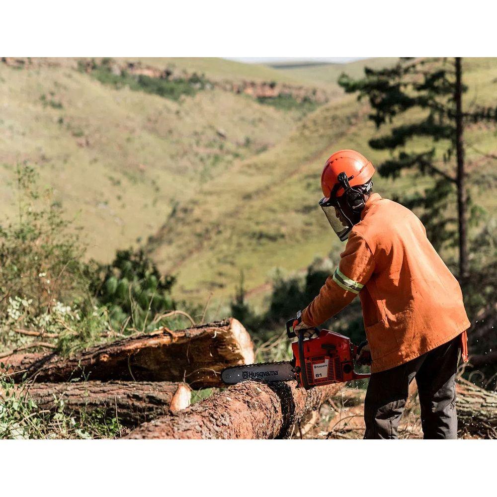 Motosserra à Gasolina 61,5cc com Sabre 18pol - Husqvarna - 4