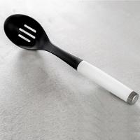 Colher Clássica Perfurada Branca - KitchenAid - 3