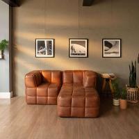 Sofá Guldi Popup com 2 Módulos Canto e Puff Corino Caramelo - 1