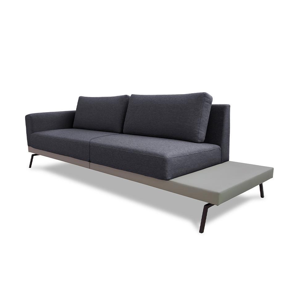 Sofá 3 Lugares Matteo com Mesa de Apoio Direita Linho Cinza 240 cm - 1