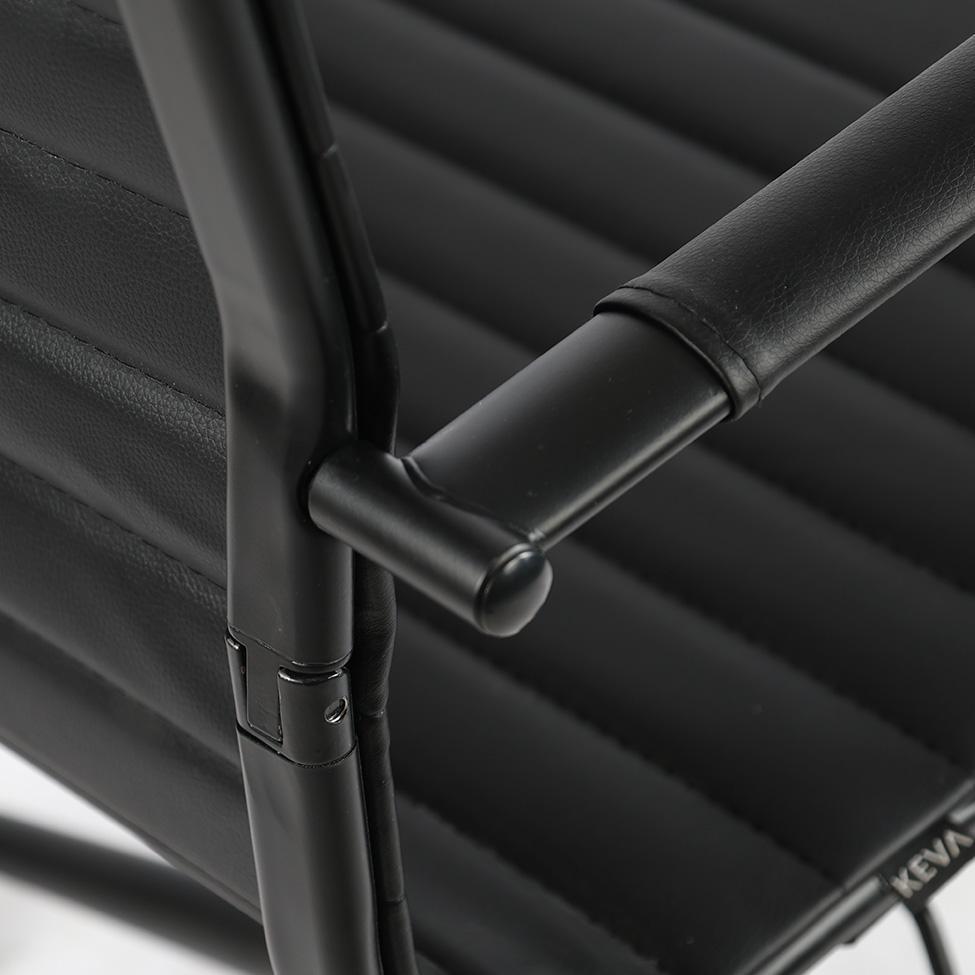 Cadeira de Escritório Presidente Giratória com Relax New Best All-Black Preta - 7