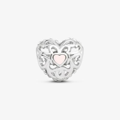 Charm Coração Vazado em Prata 925