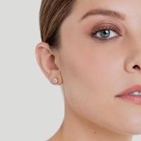 Brinco Stud com Pavê de Diamantes em Ouro Amarelo  18k - 2