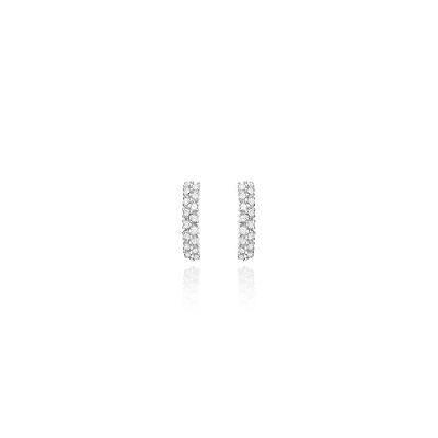 Brinco Meia Argola com 17 Pontos de Diamantes em Ouro Branco 18k - 11mm