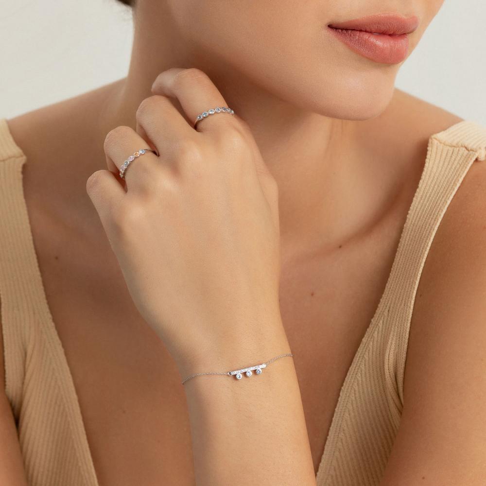 Anel com Zircônias idas em Prata 925 - 2