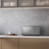 Micro-Ondas 20L Prata Porta Espelhada MasterCook Midea