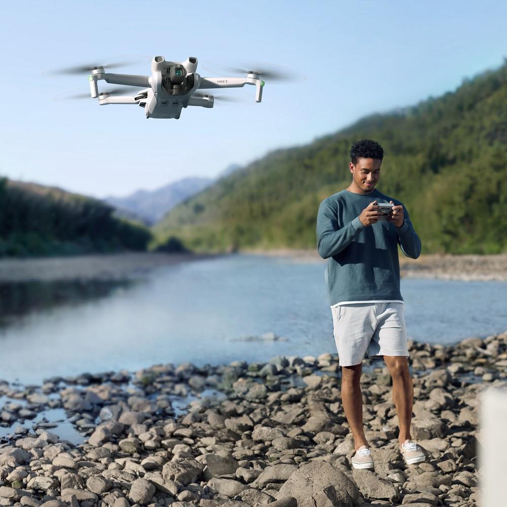 Drone DJI Mini 3 (DJI RC) + Fly More Combo Com Tela - DJI033 - 2