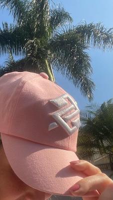 Boné em Brim com Bordado - Rosa