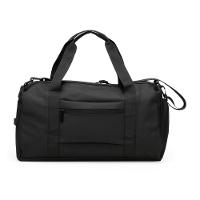 BOLSA ESPORTIVA EM COURO SINTÉTICO 32 LITROS